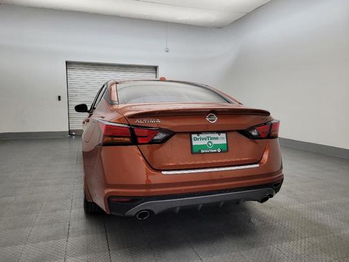 2022 Nissan Altima SR FWD
