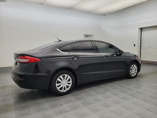 2019 Ford Fusion S