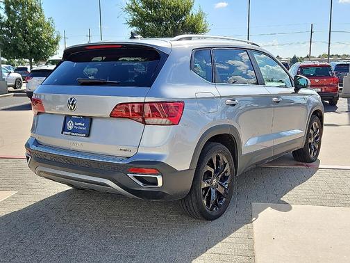 2022 Volkswagen Taos 1.5T SE