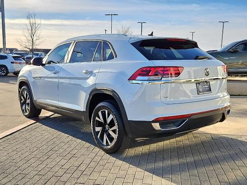 2023 Volkswagen Atlas Cross Sport 2.0T SE