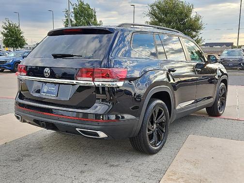2022 Volkswagen Atlas 3.6 SE w/ Technology