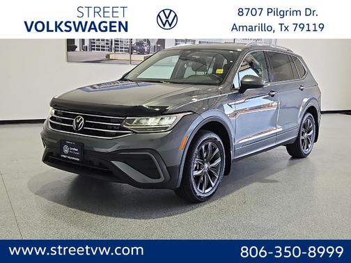 Platinum Gray Metallic 2023 Volkswagen Tiguan 2.0T SE