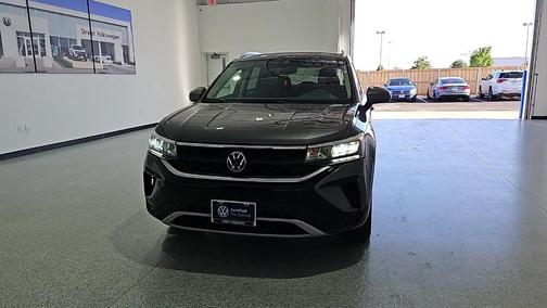 Platinum Gray Metallic 2023 Volkswagen Taos 1.5T SE