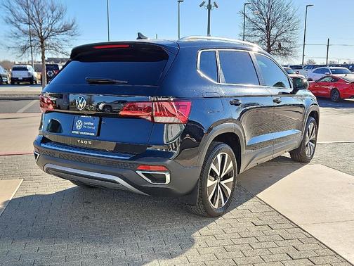 2023 Volkswagen Taos 1.5T SE