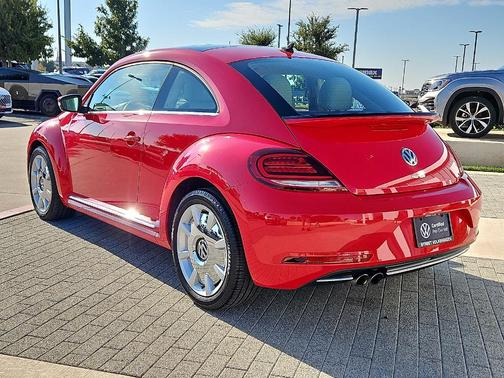 2019 Volkswagen Beetle 2.0T SE