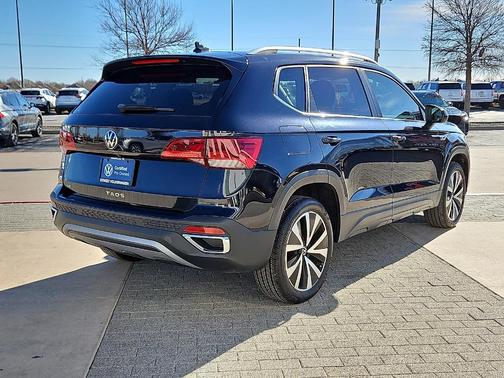 2022 Volkswagen Taos 1.5T SE