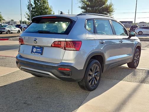 2024 Volkswagen Taos 1.5T S