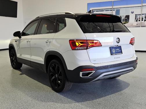 2023 Volkswagen Taos 1.5T SE