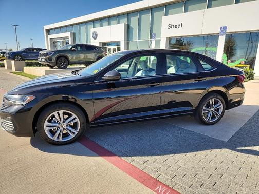 2023 Volkswagen Jetta 1.5T SE