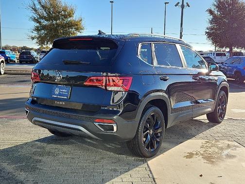 2023 Volkswagen Taos 1.5T SE