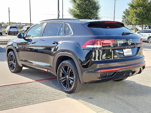 2022 Volkswagen Atlas Cross Sport 3.6 V6 SEL R-Line Black