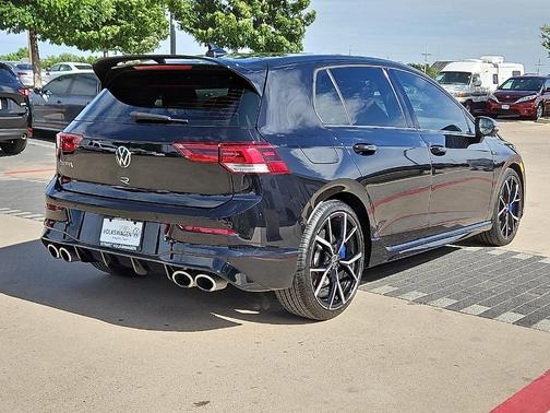 2024 Volkswagen Golf R 2.0T