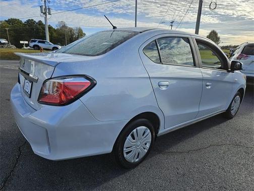 2024 Mitsubishi Mirage G4