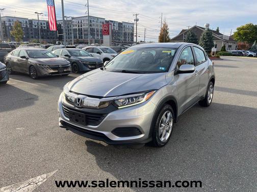 Crystal Black Pearl 2021 Honda HR-V LX