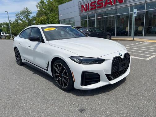 Alpine White 2024 BMW M440 i xDrive