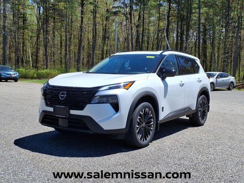 Everest White Pearl Tricoat 2026 Nissan Rogue Dark Armor