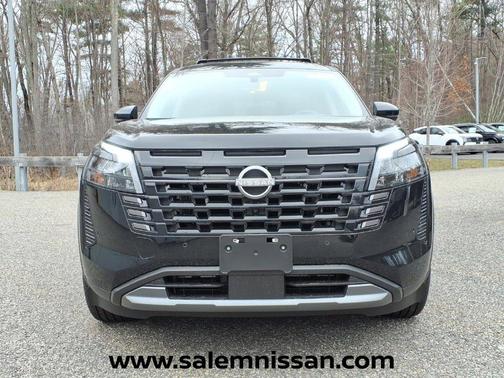 Super Black 2026 Nissan Pathfinder Platinum
