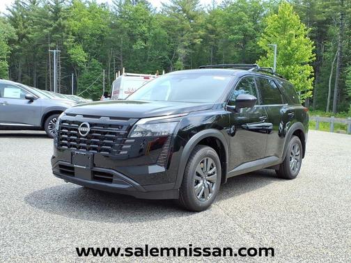 Super Black 2026 Nissan Pathfinder SV