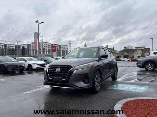 Gun Metallic 2021 Nissan Kicks SR