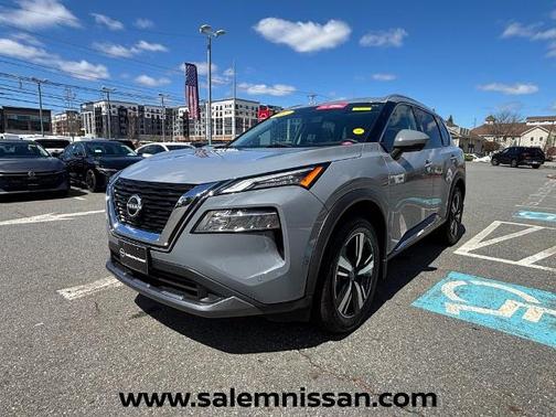 Boulder Gray Pearl 2023 Nissan Rogue SL