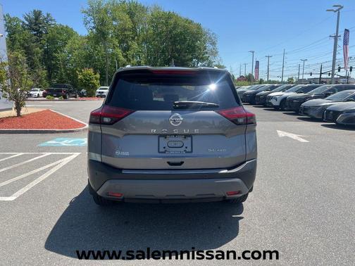 Gun Metallic 2021 Nissan Rogue SL
