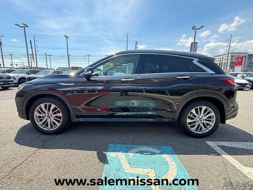 Black Obsidian 2023 INFINITI QX50 LUXE AWD