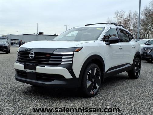 Aspen White Tricoat 2026 Nissan Kicks SR
