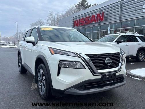 Pearl White Tricoat 2023 Nissan Rogue SV
