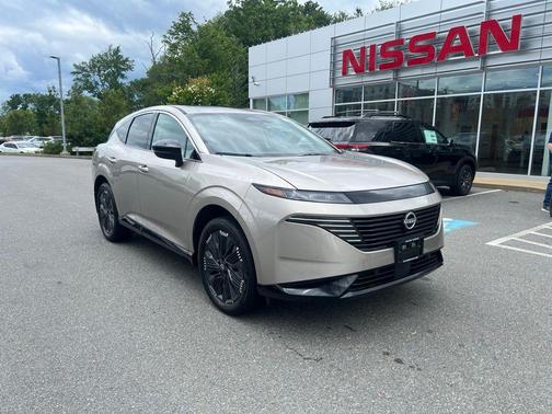 Champagne Silver Metallic 2026 Nissan Murano Platinum