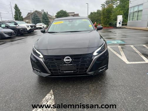 Super Black Clearcoat 2026 Nissan Altima 2.5 SV