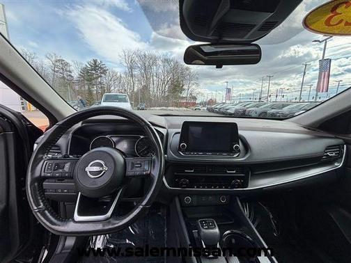 Super Black 2023 Nissan Rogue SV
