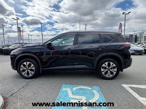 Super Black 2023 Nissan Rogue SV