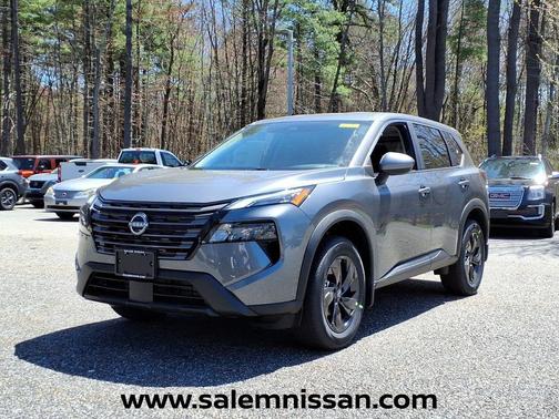 Gun Metallic 2026 Nissan Rogue SV