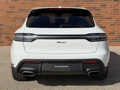 2024 Porsche Macan 