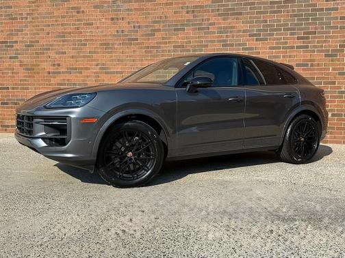 2026 Porsche Cayenne AWD