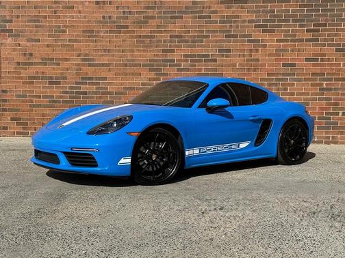 2024 Porsche 718 Cayman Style Edition