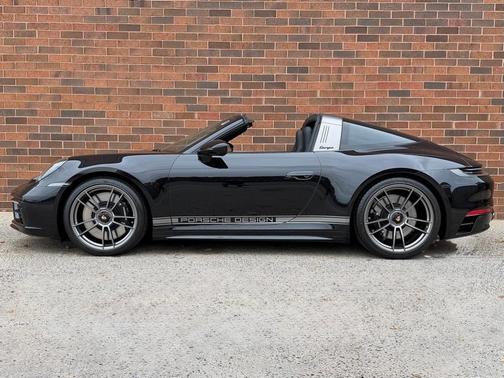 2023 Porsche 911 EDITION YEARS DESIGN