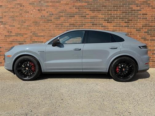 2026 Porsche Cayenne S