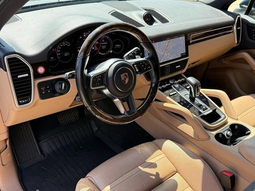 2019 Porsche Cayenne Base