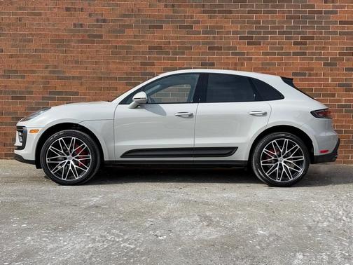2026 Porsche Macan S