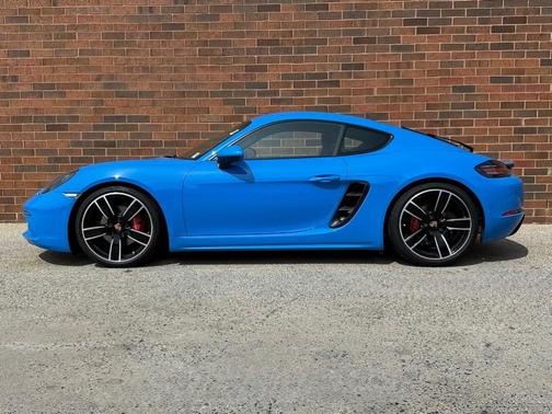 2024 Porsche 718 Cayman S