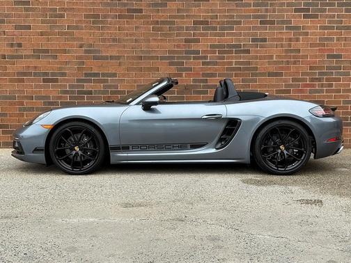 2025 Porsche 718 Boxster Style Edition