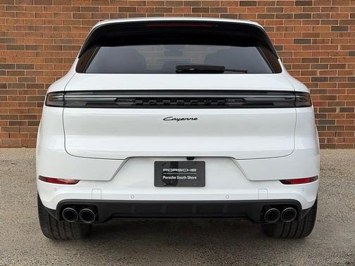 2026 Porsche Cayenne Base