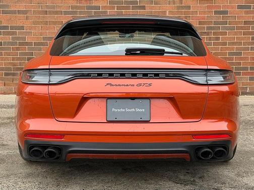 2023 Porsche Panamera GTS