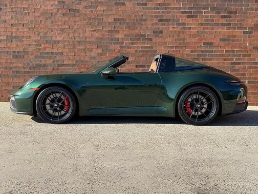 2026 Porsche 911 Targa 4 GTS