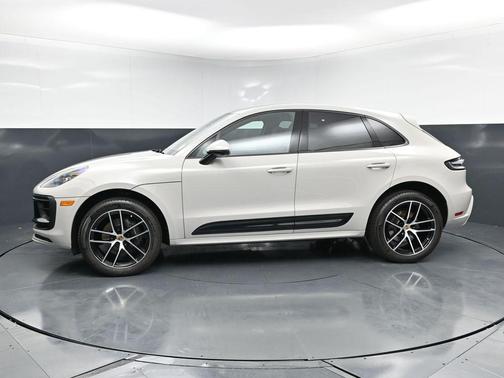Chalk 2025 Porsche Macan