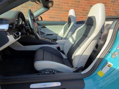 2019 Porsche 911 Turbo S