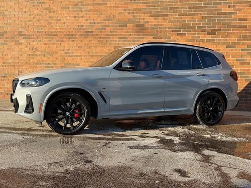 2024 BMW X3 M40i
