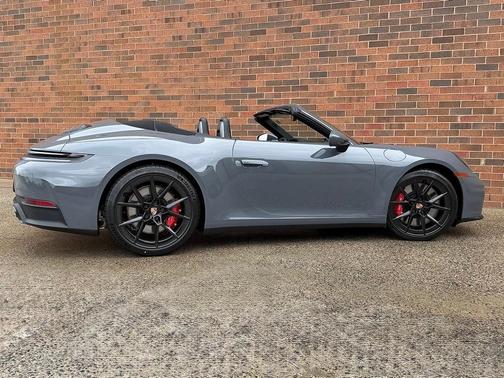 2026 Porsche 911 Carrera 4S