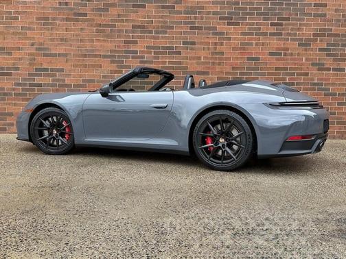 2026 Porsche 911 Carrera 4S